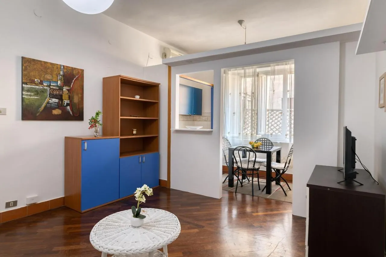 아파트 Izzhome Delightful 칼리아리